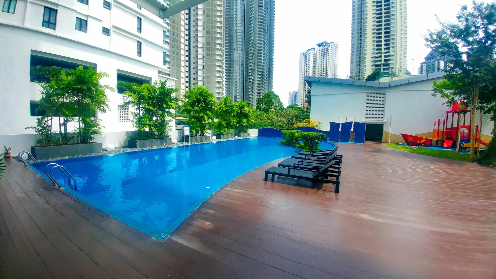 Mont Kiara @ Aston Kiara 3 Apartment Bukit Damansara Екстериор снимка
